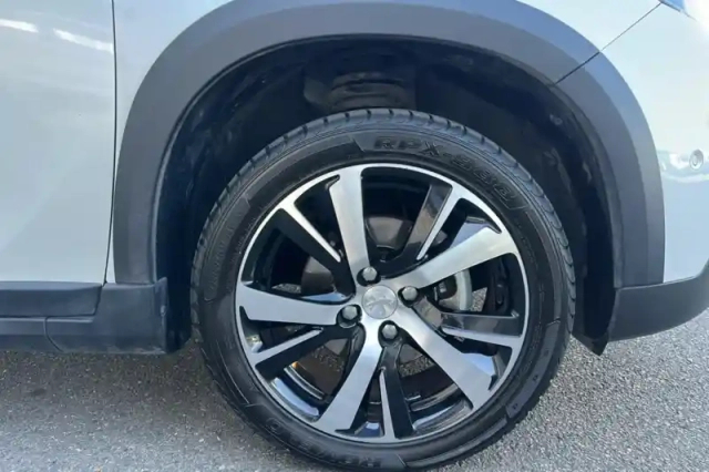 Peugeot 2008 puretech 130ch s&amp;s bvm6 — photo 29