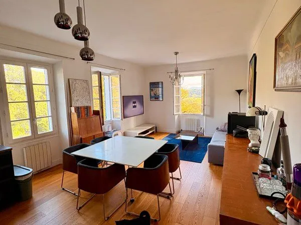 Appartement à louer T2 de 56 m2 à Aix en Provence
