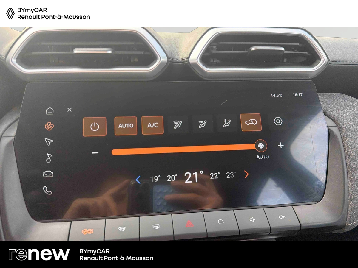 MG ZS 1.5 L Hybrid+ 197 ch — photo 21
