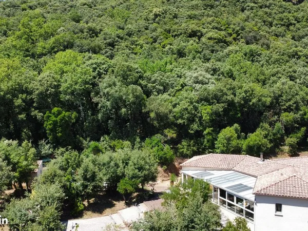 Villa 7 pièces 192 m²