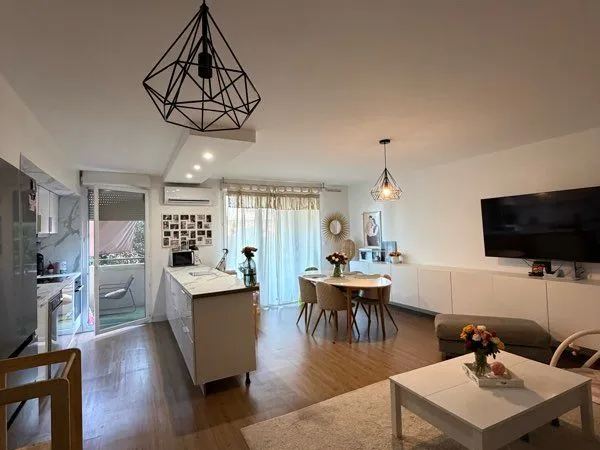 Appartement 72m2 et sa jolie terrasse de 23m2
