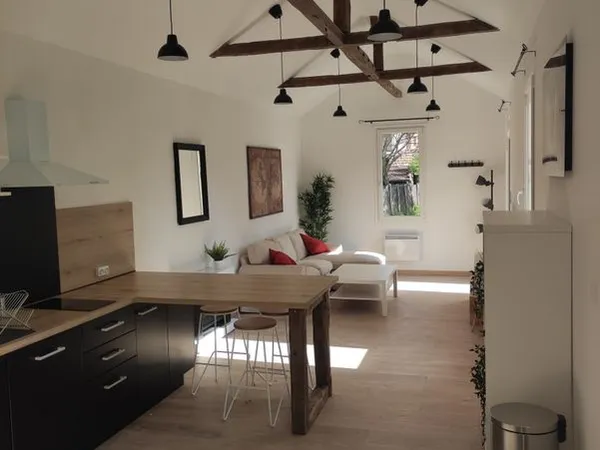 Rare à Saint-Gaudens - Appartement atypique avec grand jardin privatif