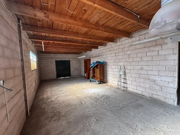 Hangar - La Crau - 1.150.000€