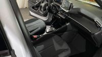 Peugeot 2008 1.2 Hybrid 145ch Style e-DCS6 — photo 15