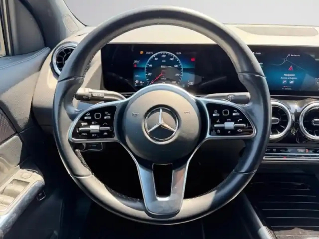 Mercedes Gla 200 d progressive line — photo 4