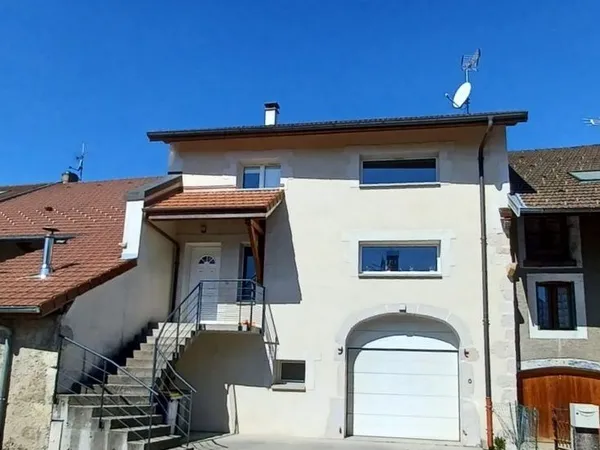 Maison 6 pièces 250 m²
