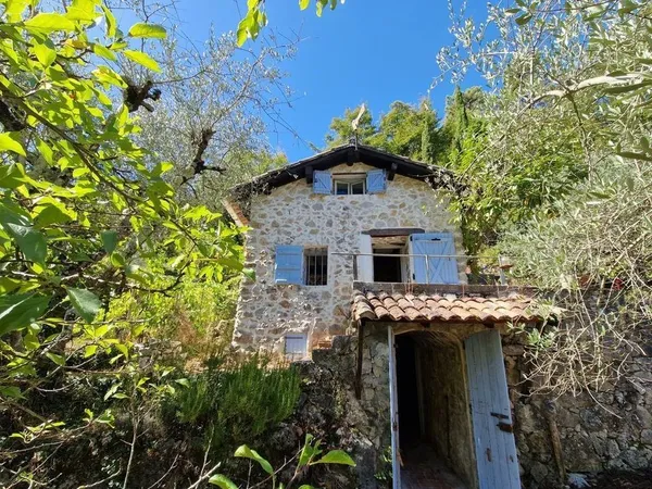Deux maisonettes sur terrain