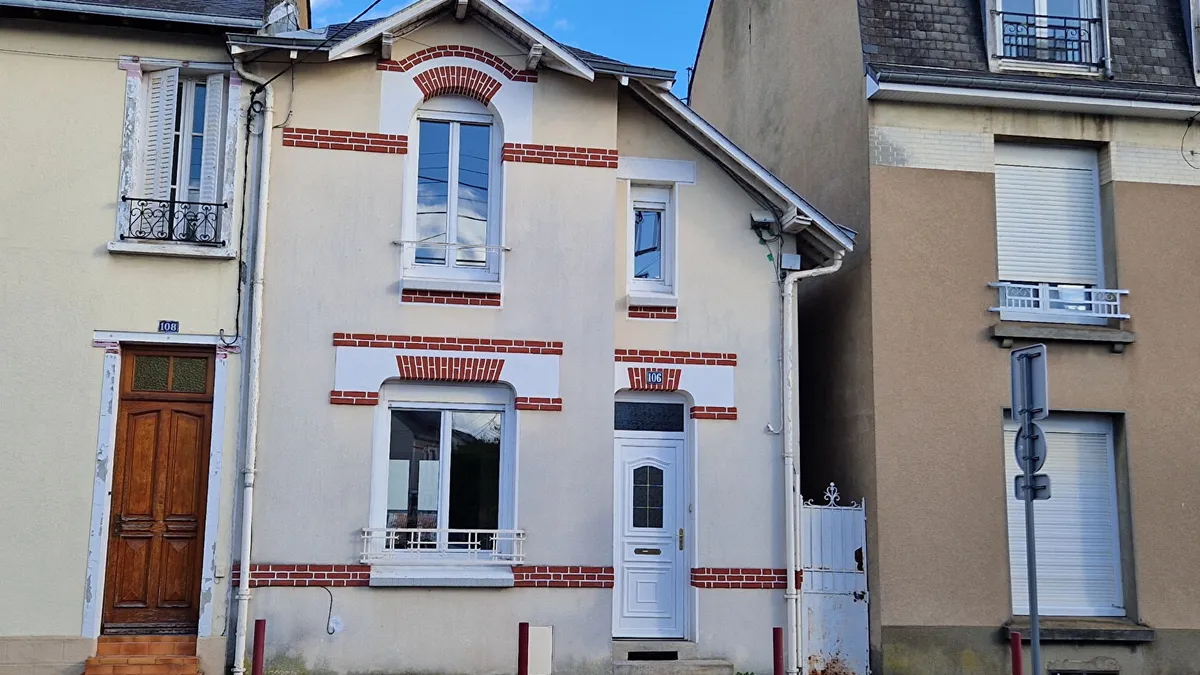 Photo 1