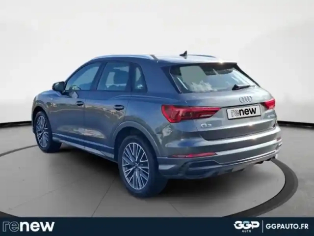 Audi Q3 45 tfsi e 245ch s line s tronic 6 — photo 3