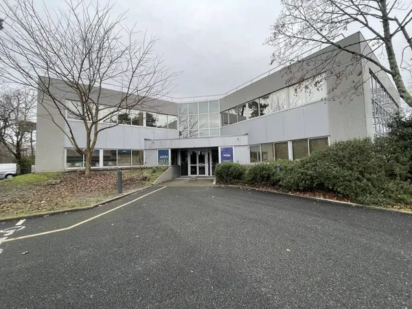 Bureaux 150 m²