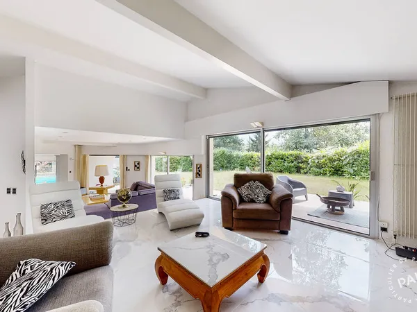 Maison 8 pièces 280 m²