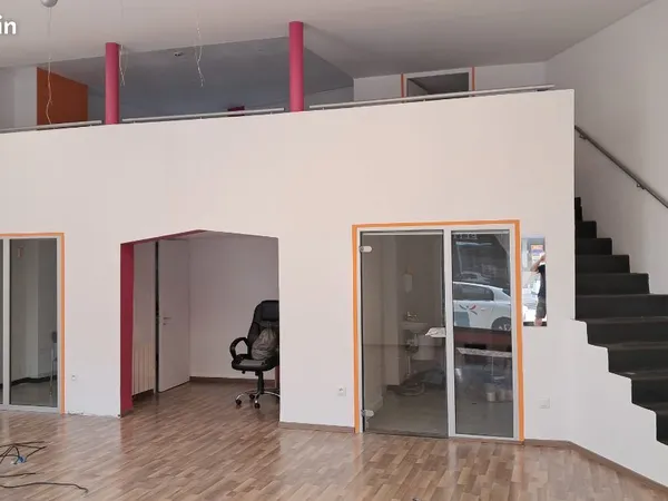 à louer - local commercial de 105 m² - bar-le-duc centre