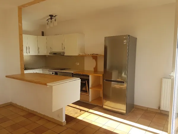 Aix en Provence Quartier La Torse, loue T3 - 68m²