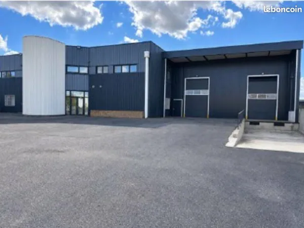 LOCAL D'ACTIVITE 2457 m² GOUSSAINVILLE
