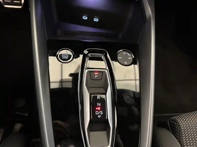 Audi A3 sportback 45 tfsi e hybride rechargeable 272 s tronic 6 — photo 41