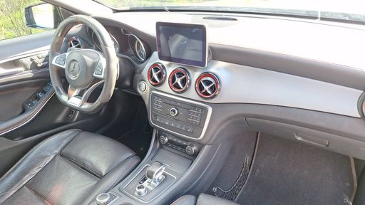 Mercedes Classe GLA 45 AMG 381 4Matic 7G-DCT - AMG – 2016 – 169214 km – Essence – Boîte Automatique — photo 12