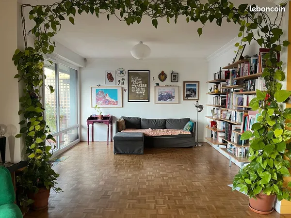 Chambre(s) dispo pour colocation dans grand appart aux eaux claires