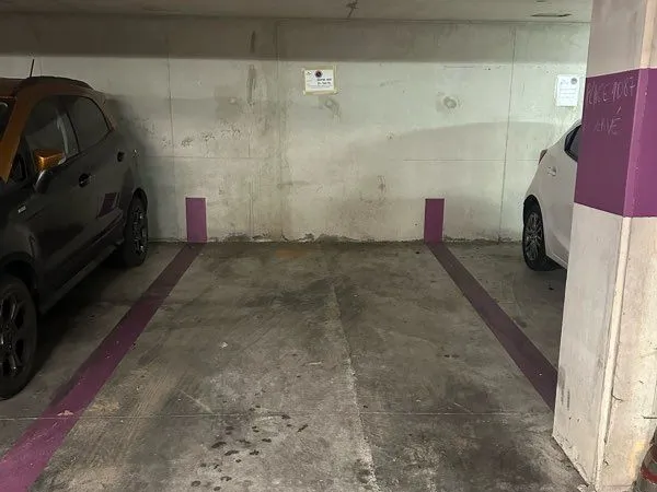 Stationnement Location Marseille 120€