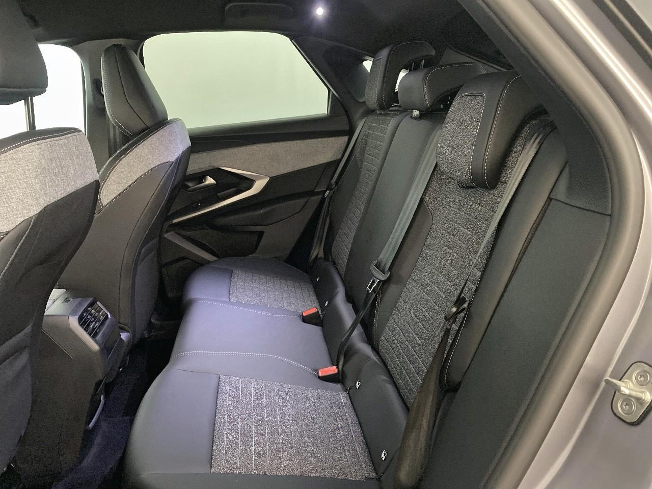 Peugeot 3008 hybrid 145 e-dcs6 allure — photo 10