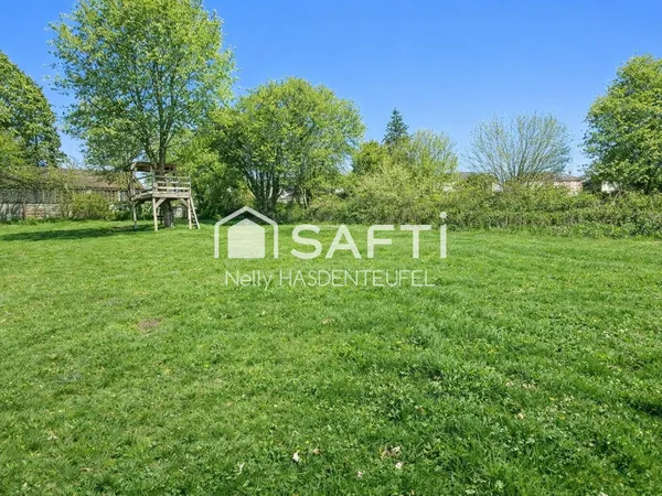 LONGERE INDIVIDUELLE EN CAMPAGNE - GRAND JARDIN - MULTIPLE STATIONNEMENT
