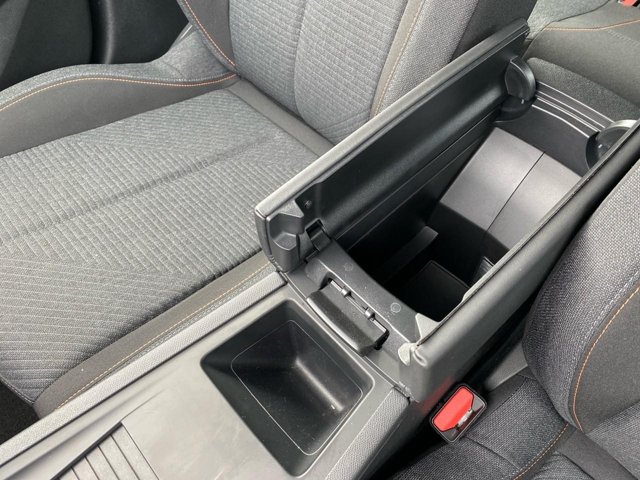 Peugeot 308 1.2 hybrid 145ch style e-dcs6 — photo 30