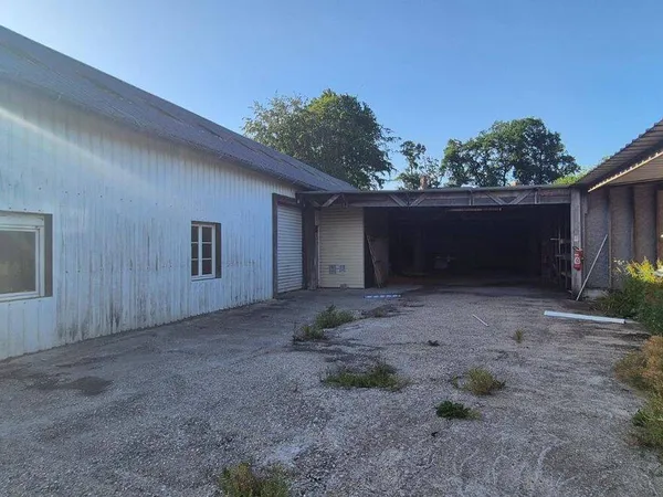 Local 480 m²