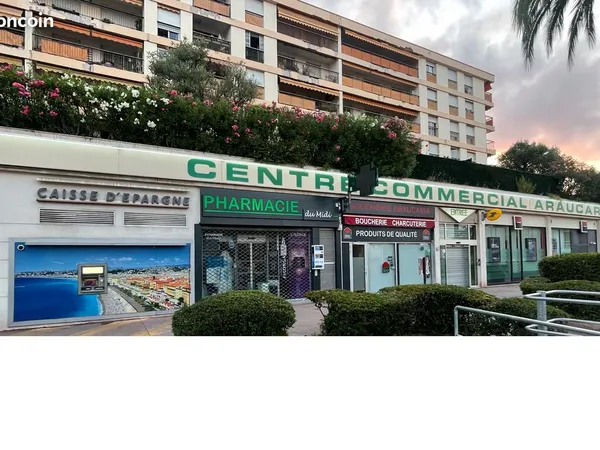 À LOUER - LOCAL COMMERCIAL 36,60 m² AVEC MEZZANINE - NICE OUEST / LOCATION DIRECTE PROPRIÉTAIRE - SA