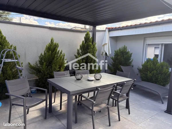 Immeuble de rapport 250 m²