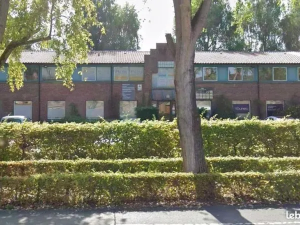 Bureaux 194 m²
