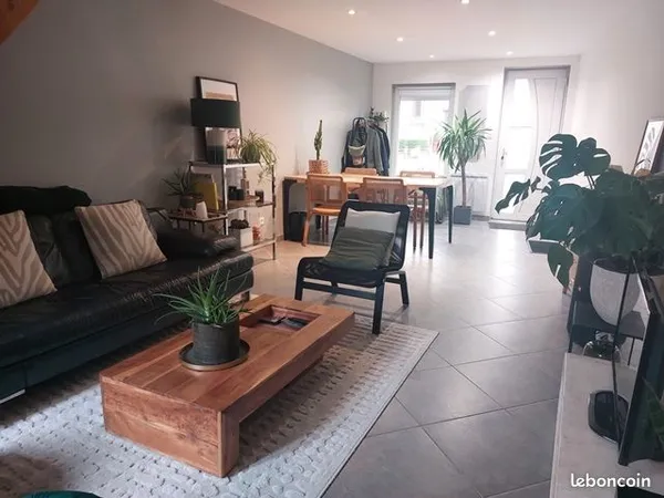 3 pièces · 70 m² · Orchies 59310 Maison de ville 70m2, 2chb, centre Orchies, gare 6 min, cour, rénov