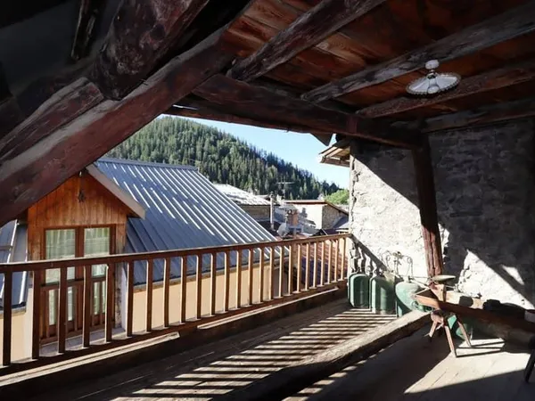 Maison 11 pièces 134 m²