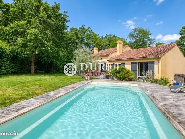 Maison 6 pièces 208 m²
