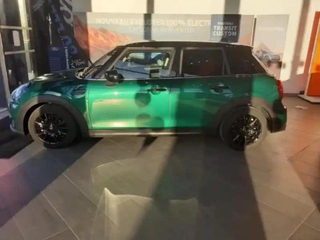 Mini Mini 5 portes cooper 136ch  essential bva7 — photo 2