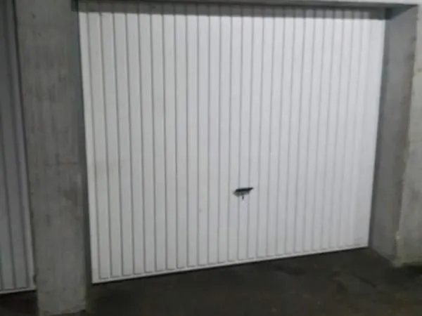 Garage/box 12 m² Besancon