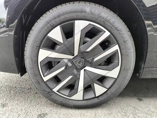 Peugeot 208 electrique 54 kwh 156ch — photo 13