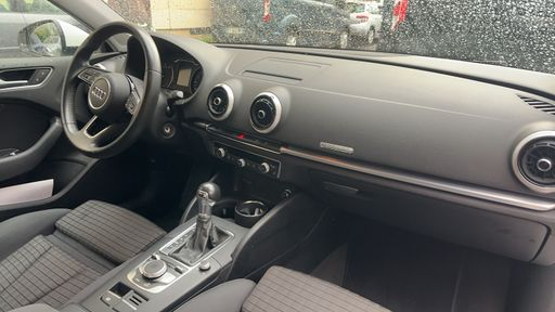 Audi A3 Limousine 40 TFSI 190 Quattro S-Tronic 7 - S Line – 2019 – 111247 km – Essence – Boîte Automatique — photo 12