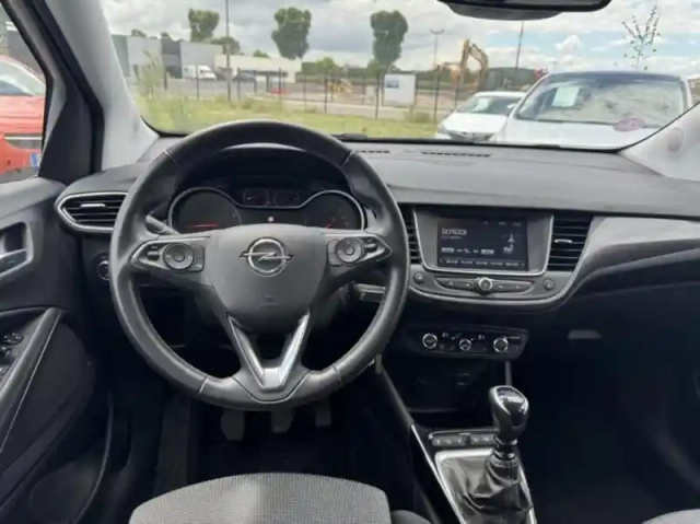 Opel Crossland 1.2 turbo 110ch elegance — photo 12