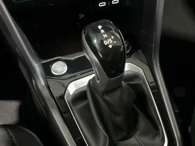 Volkswagen T-Roc 1.5 tsi evo 150 start/stop dsg7 style — photo 10