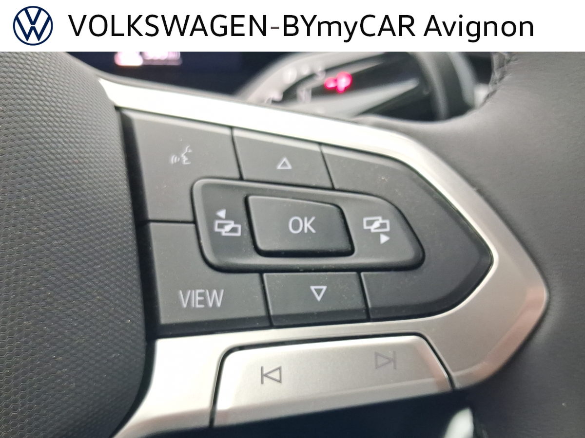Volkswagen T-Roc 1.5 eTSI EVO2 Hybrid 116 ch DSG7 — photo 31