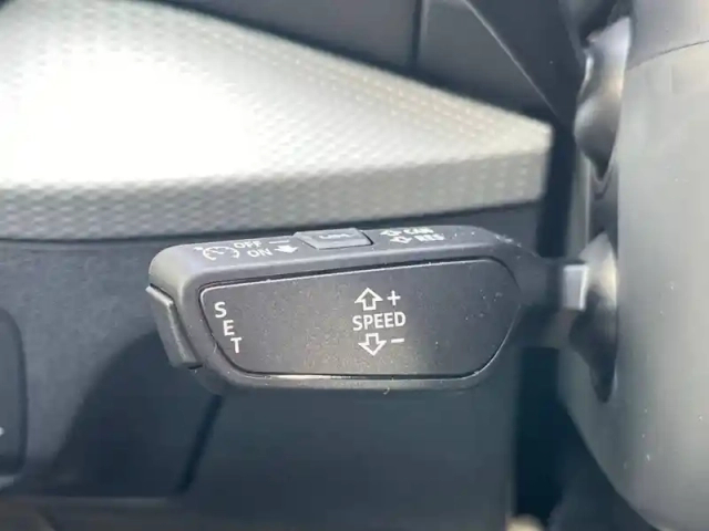 Audi Q2 35 tfsi 150 s tronic 7 — photo 65