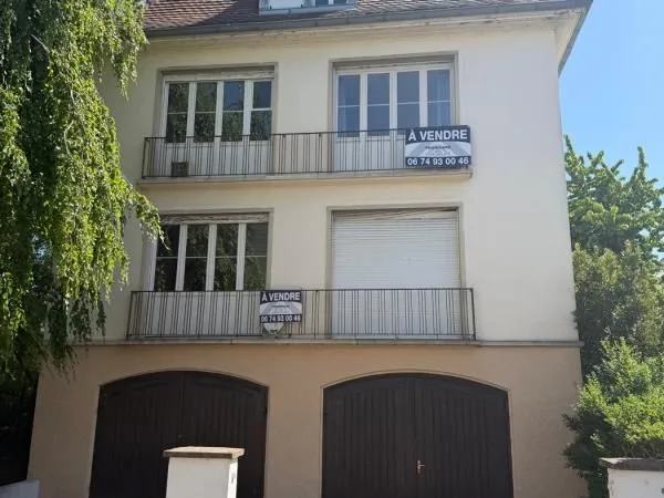 Immeuble 269 m²
