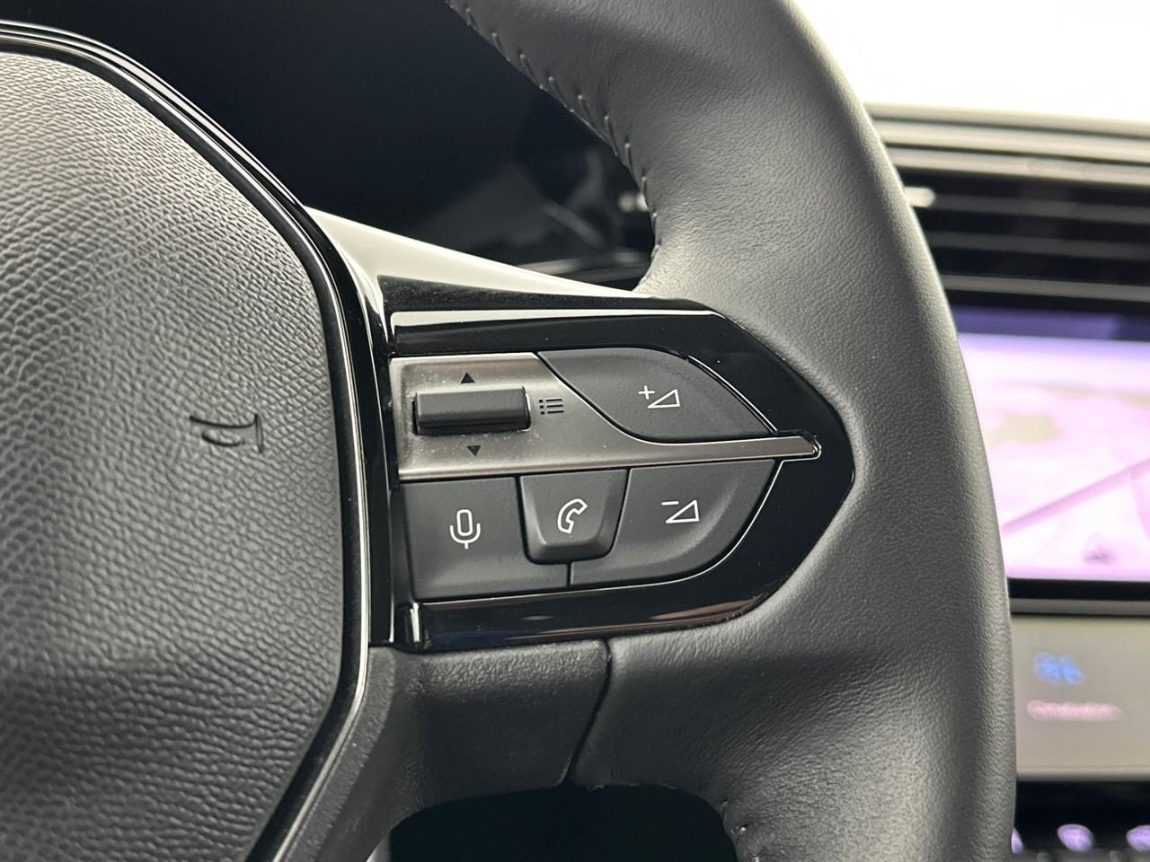 Peugeot 308 puretech 130ch s&s bvm6 allure — photo 19