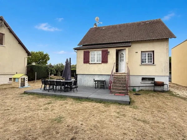 Maison 5 pièces sur sous-sol + Hangar et annexe - Vert-en-Dr