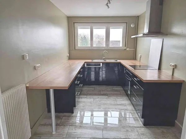 Maison 5 pièces 85 m²