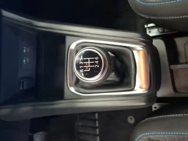Renault Captur eco-g 100 ch — photo 36