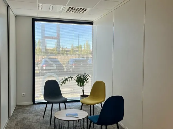 Local professionnel 302 m²
