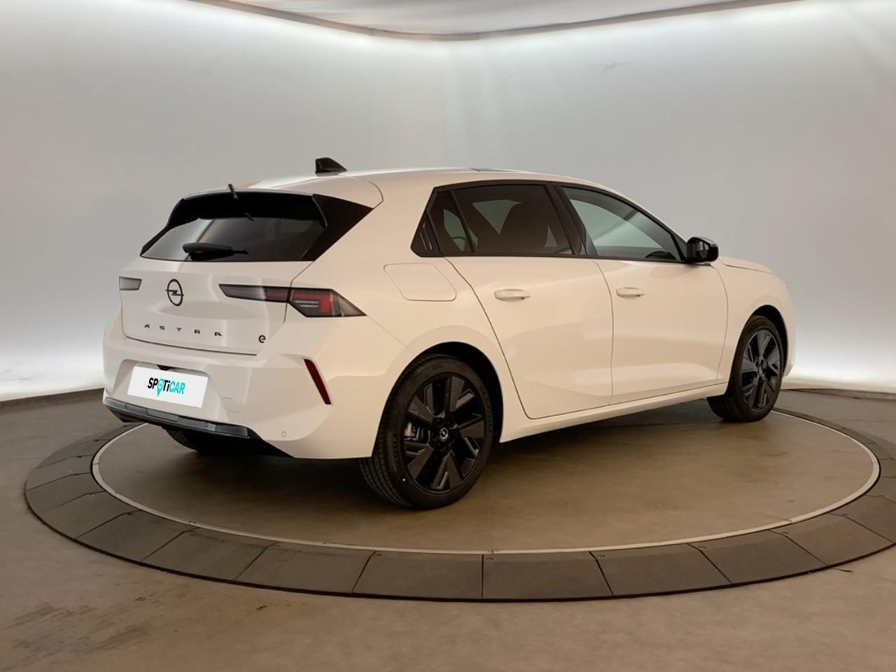Opel Astra electrique 156 ch & batterie 54 kwh gs — photo 7