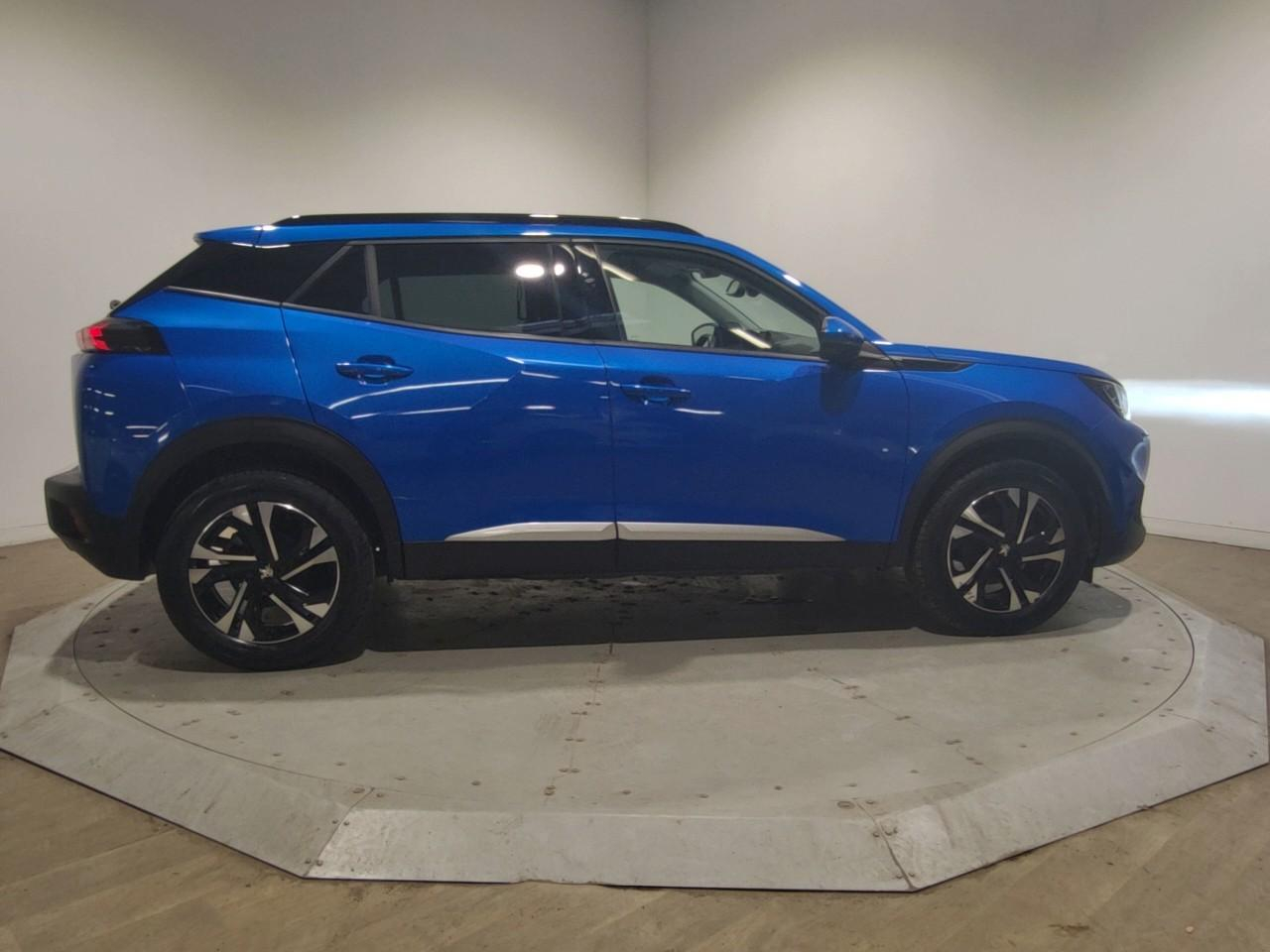 Peugeot 2008 puretech 130 s&s eat8 allure — photo 6