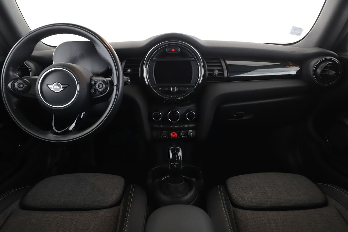 MINI Cabrio Cooper Edition Greenwich BVA7 — photo 11