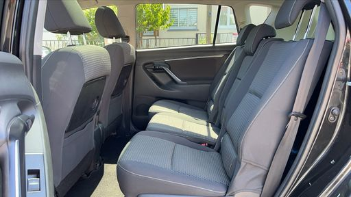 Toyota Verso 2.2 D-4D 150 A 5pl - Skyview – 2014 – 113971 km – Diesel – Boîte Automatique — photo 44